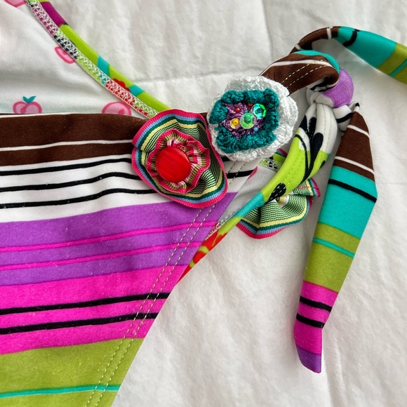 Colombian Beaded, Crochet, & Double Sided One piece Bathingsuit Size Small 4/6 - Picture 4 of 9
